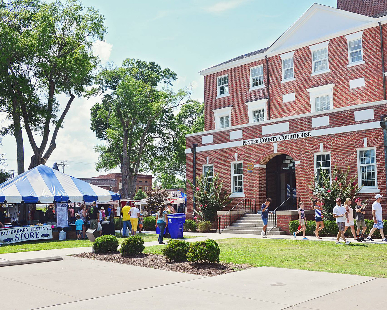 Summer on the Square returns to Burgaw - WWAYTV3