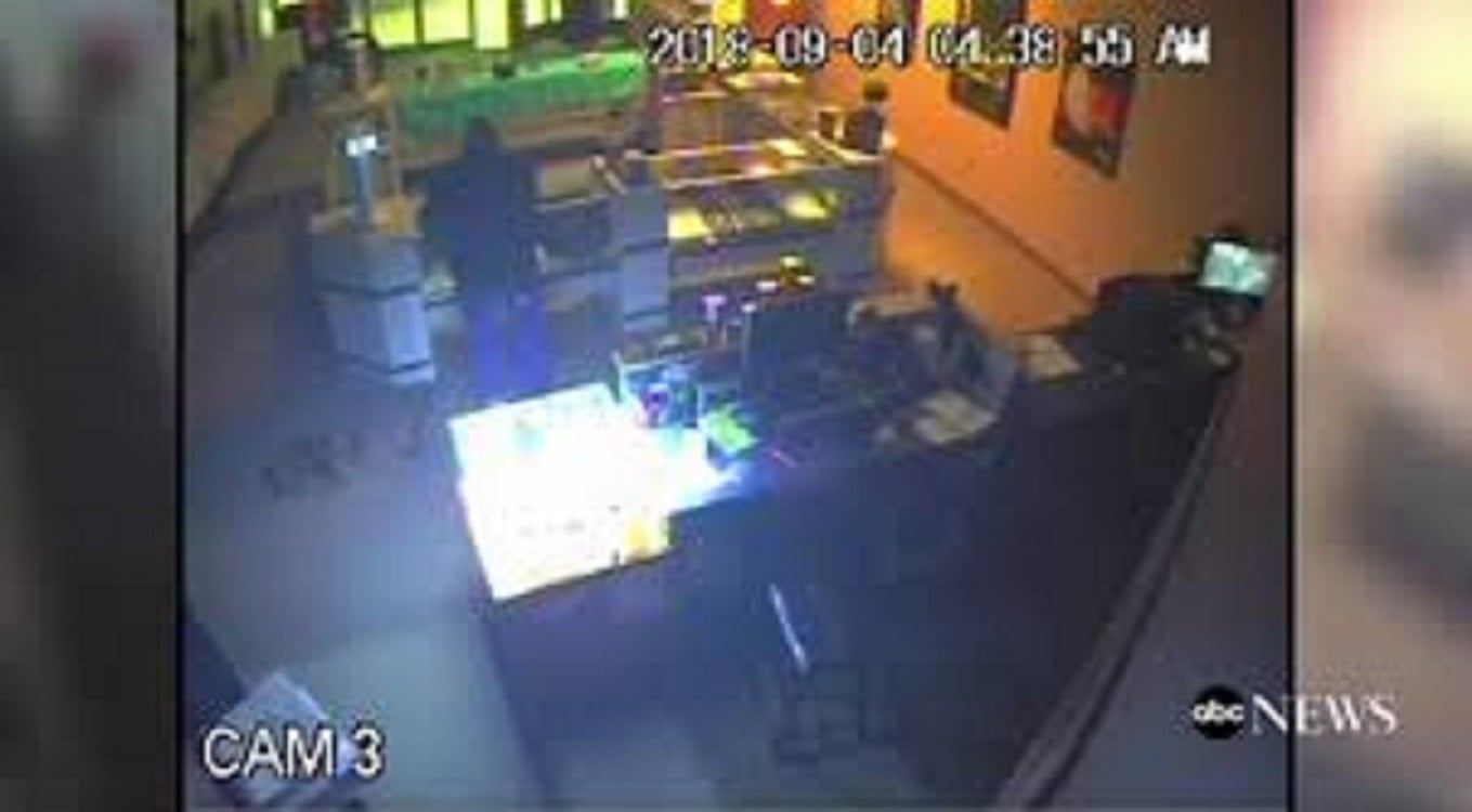 Brazen jewelry store smash-and-grab caught on surveillance video - WWAYTV3