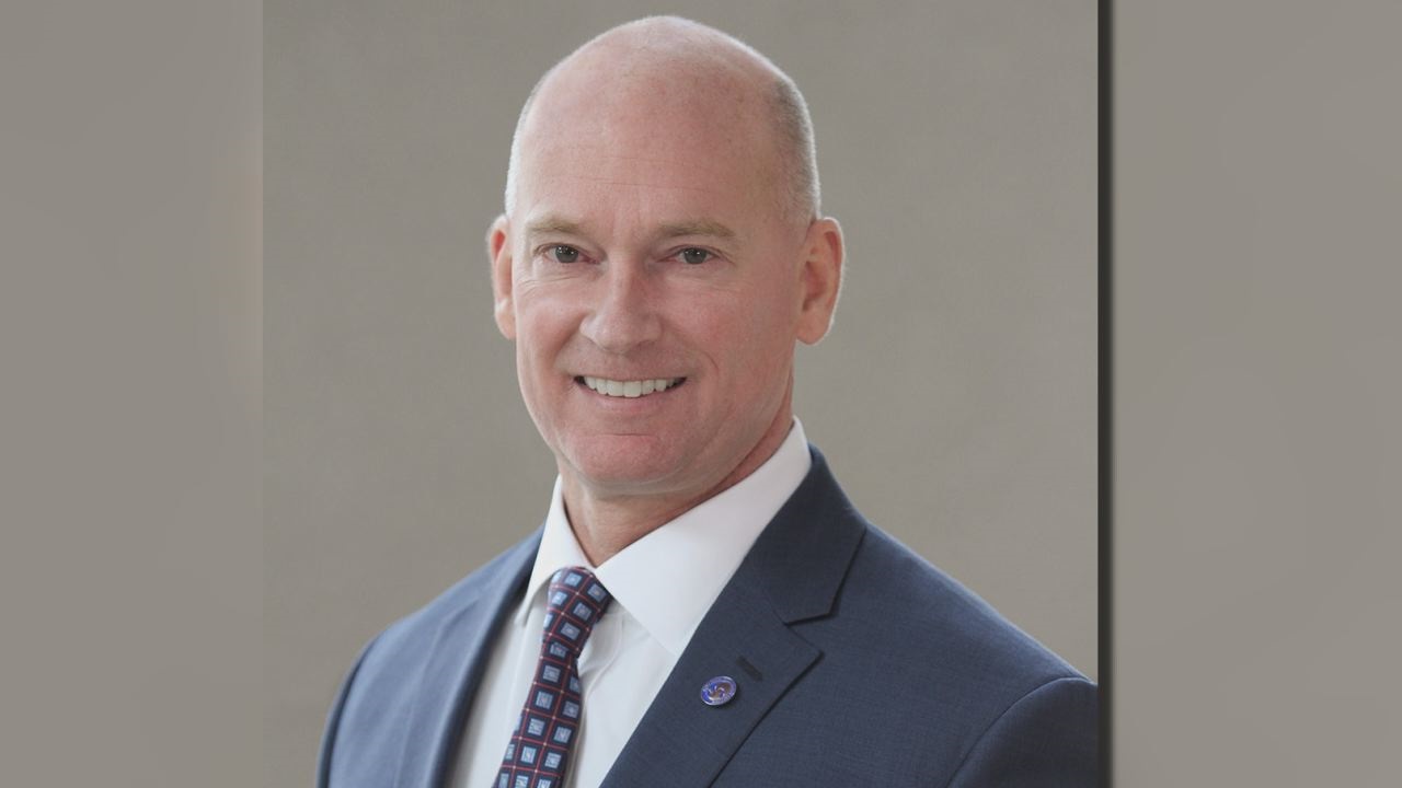 Board of Trustees approves $26K pay increase for CFCC president - WWAYTV3