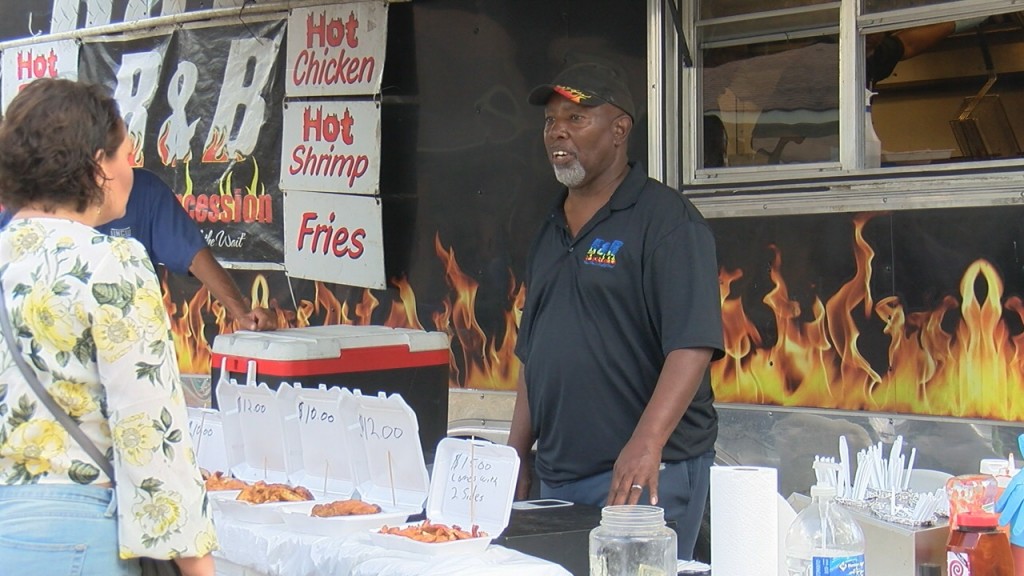 There were 31 vendors at the event from around the state. (Photo: Kylie Jones/WWAY)