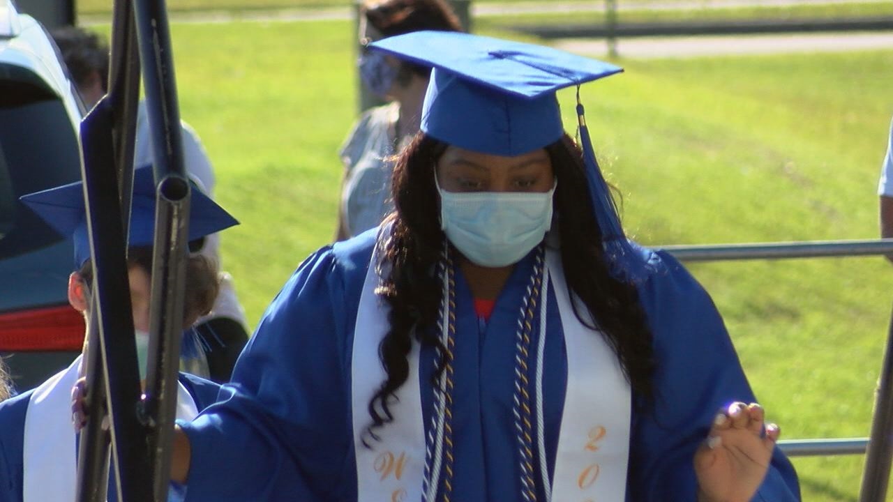 Wilmington Early College seniors honored with drivethru ceremony WWAYTV3