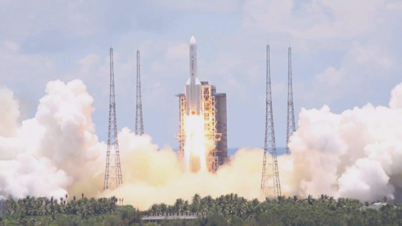 China launches ambitious Mars mission - WWAYTV3