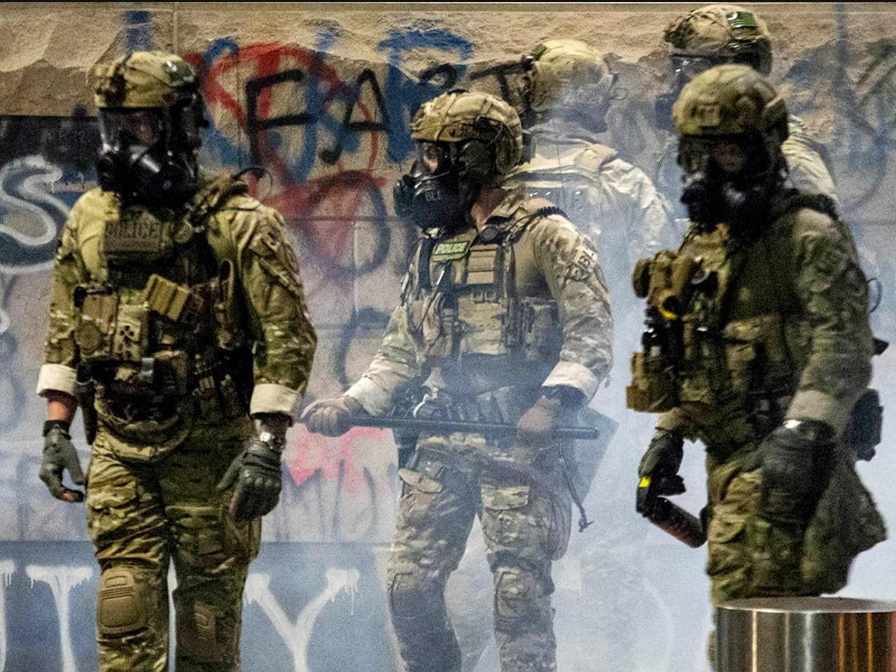 Portland Riot Police Precinct Smoke fills air as Portland police clear riot at precinct - WWAYTV3