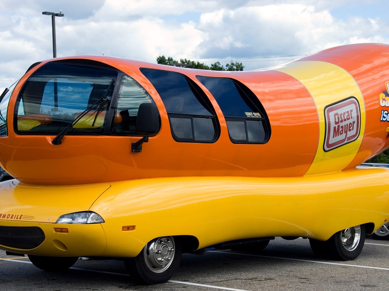 You can now rent the Wienermobile to propose to your love WWAYTV3