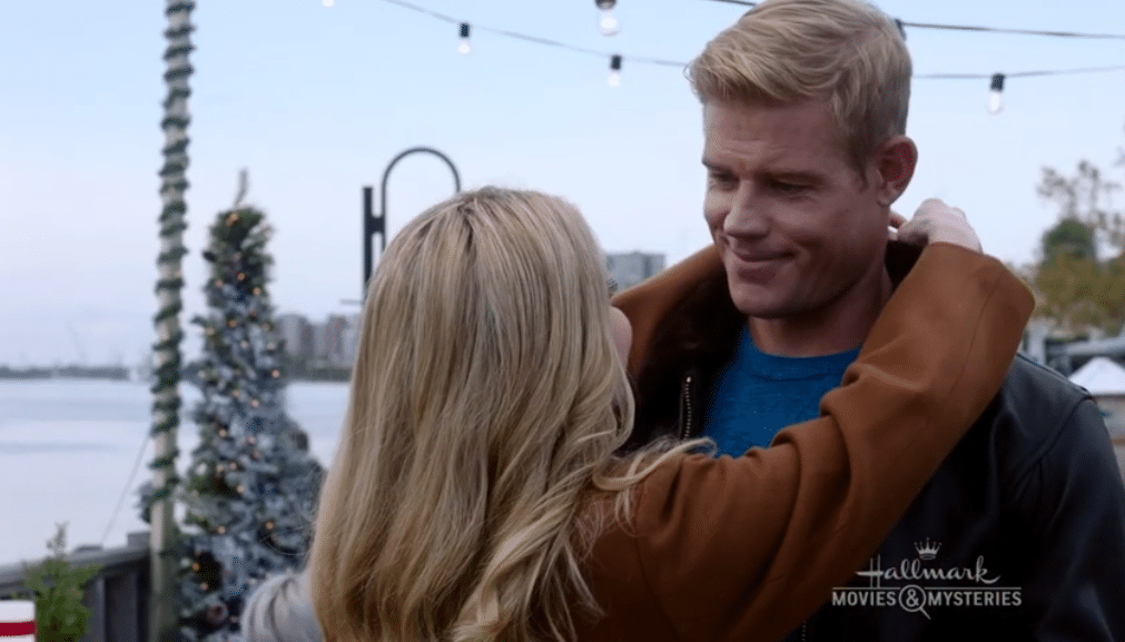 Hallmark shares preview of locallyfilmed 'USS Christmas' WWAYTV3