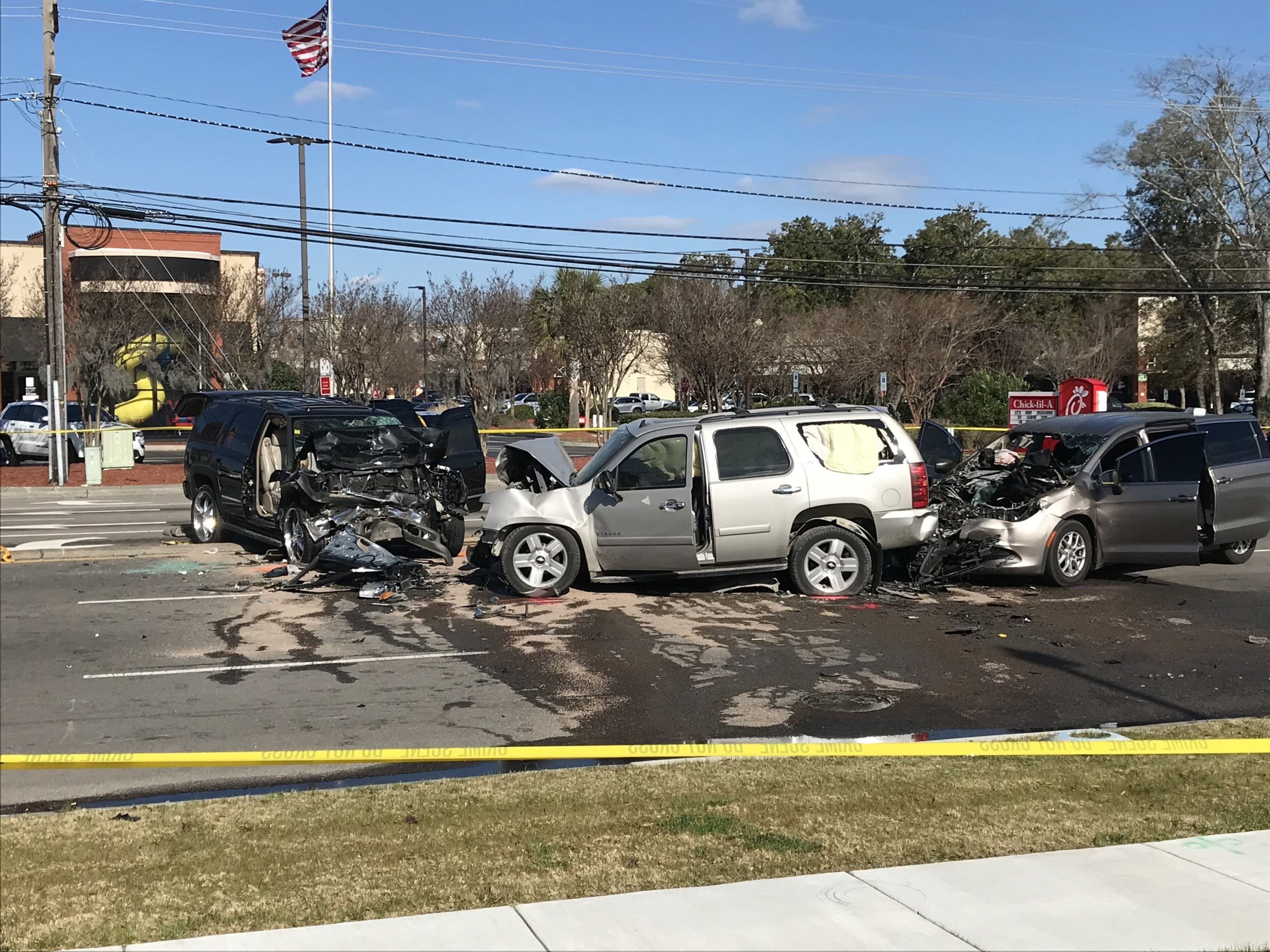 Man arrested after deputy-involved chase ends in crash on Market Street ...