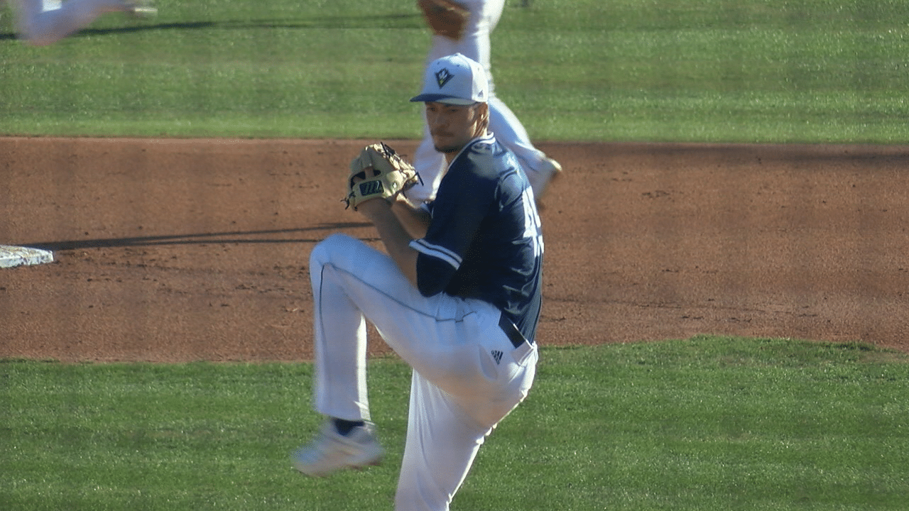 UNCW Baseball takes wild game one against Cincinnati WWAYTV3