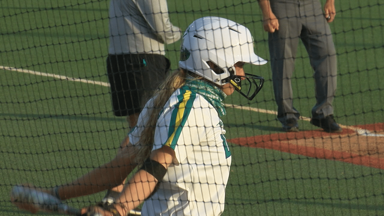 UNCW Softball Archives - WWAYTV3