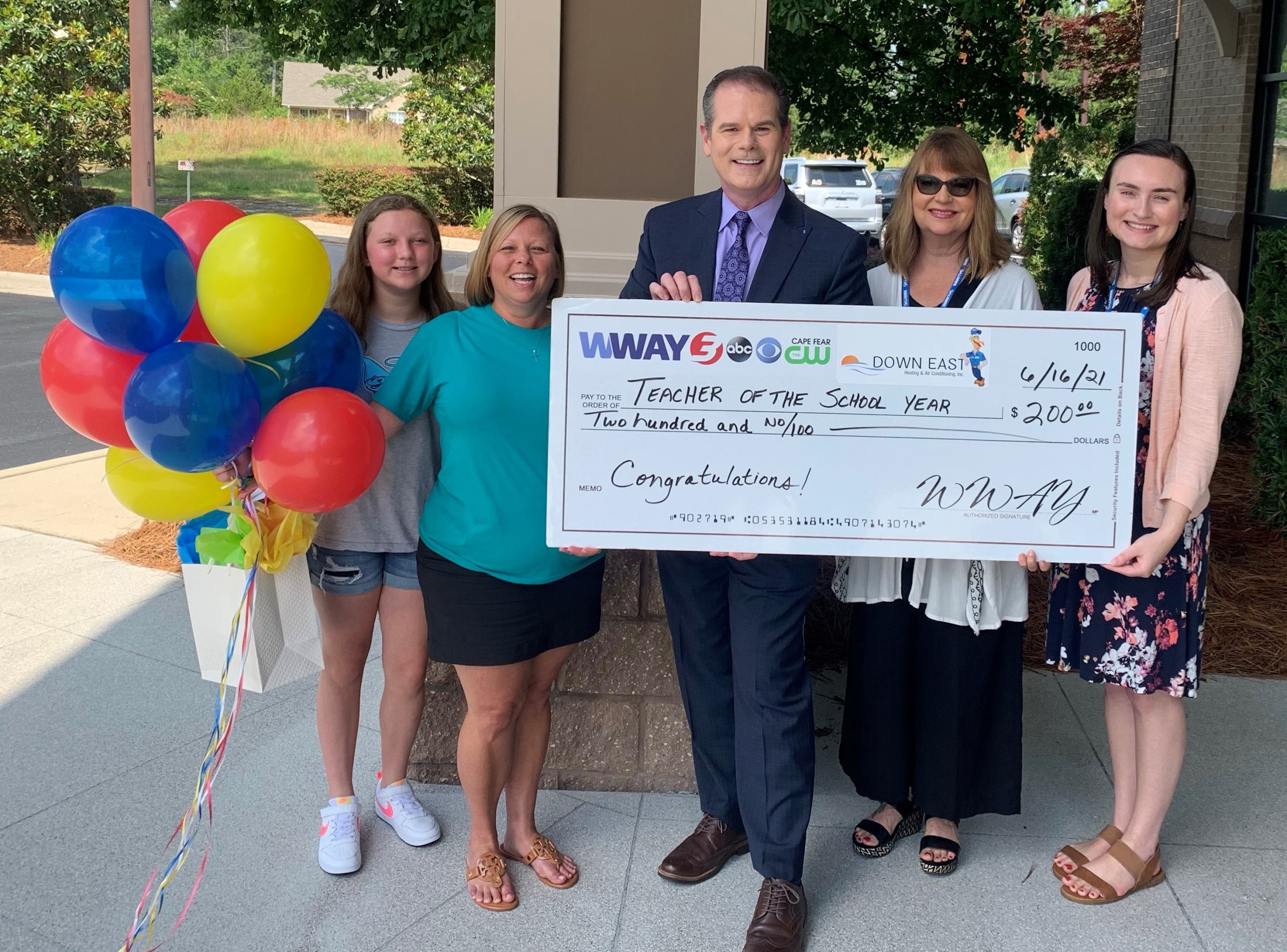 South Topsail Elementary School teacher wins WWAY's 'Teacher of the