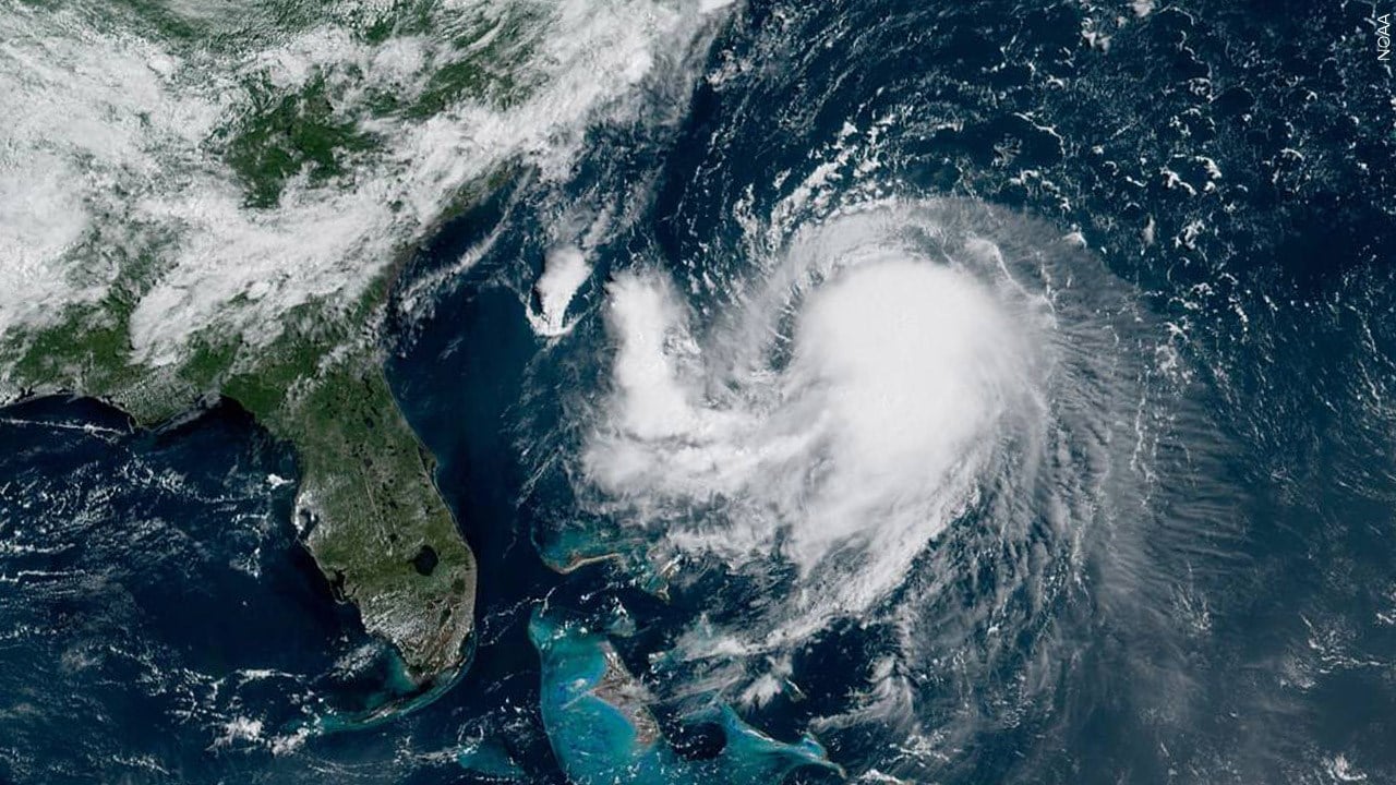 Henri becomes a hurricane as it moves toward the Northeast - WWAYTV3