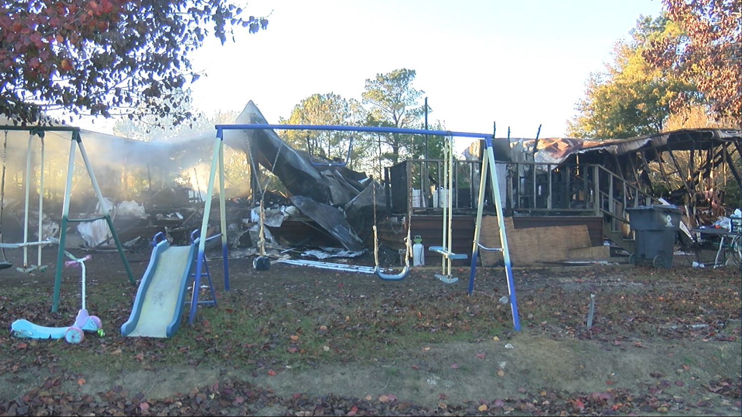 Tabor City Christmas Parade 2022 Fundraiser Planned For Family Injured In Tabor City House Fire - Wwaytv3