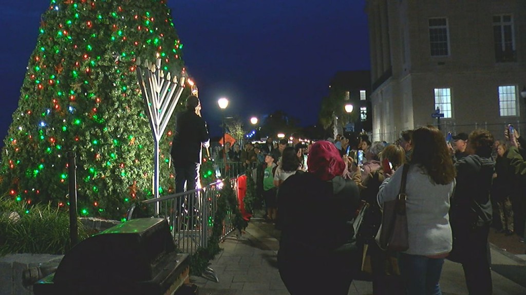 Menorah Lighting Wilmington