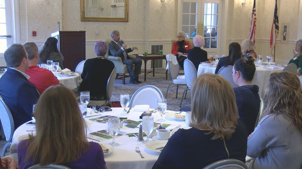 Wilmington Mayor Discusses Economic Growth At Cape Fear Crew Luncheon