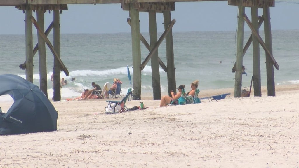 Possible Topless Sunbathing Ordinance To Be Discussed At Topsail Beach Board Of Commissioners Meeting
