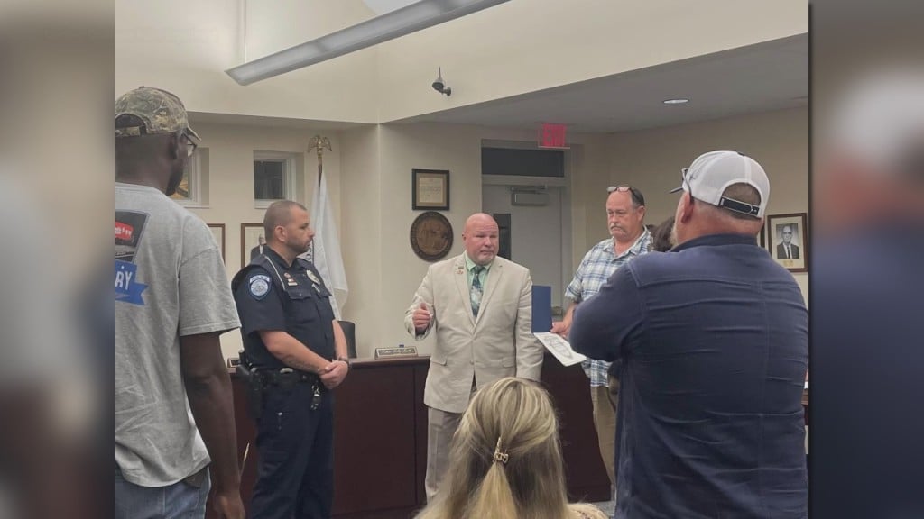 Chadbourn Police Officer