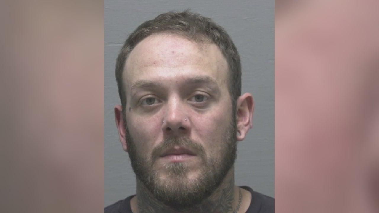 Wilmington Police arrest man on alleged gun charges following traffic ...
