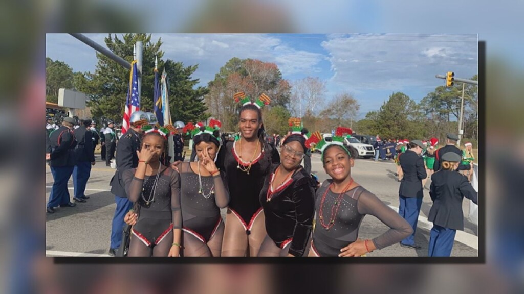Controversy Over Costume Worn By Shallotte Christmas Parade Participant