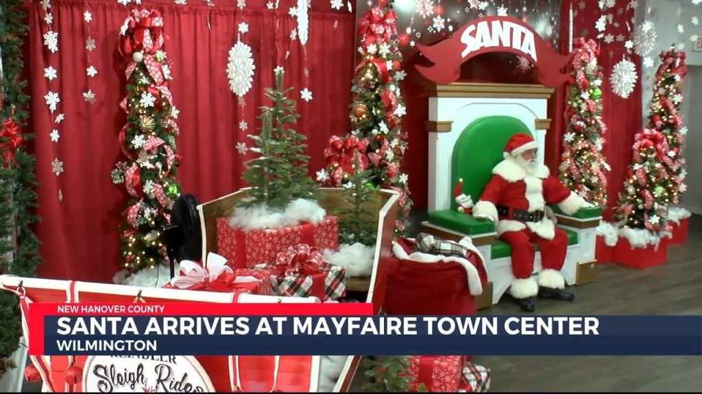 Santa Stops By Mayfaire Town Center