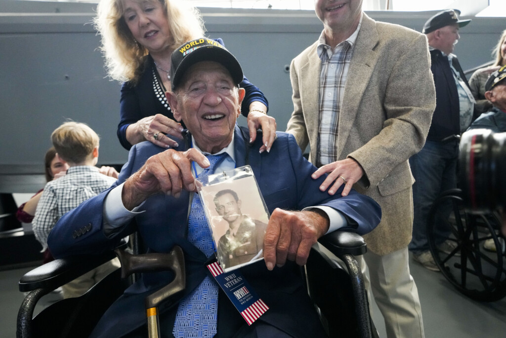 Aptopix Pearl Harbor Veterans Birthday