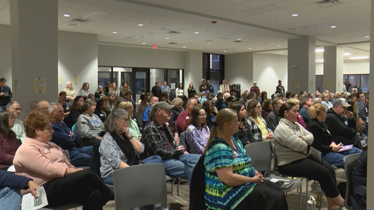 Hundreds attend State of Homelessness Forum in Wilmington - WWAYTV3