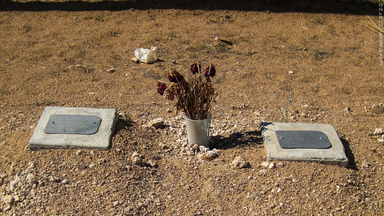 Residents with loved ones in Burgaw Cemetery asked to remove flowers