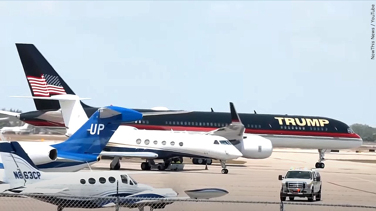 Trump leaves Florida for New York ahead of expected surrender and ...