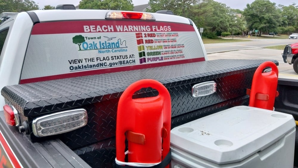 Thumbnail Oki Fd Qrv Beach Warning Flag Signage