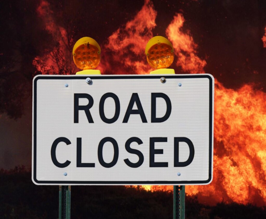 Hwy 211 Closed Due To Fire