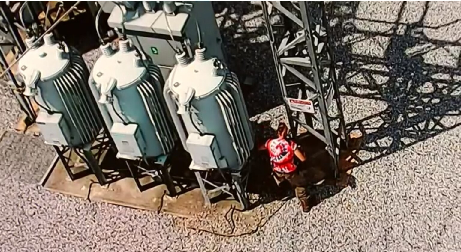 Man wanted for stealing copper wiring from NC power stations - WWAYTV3