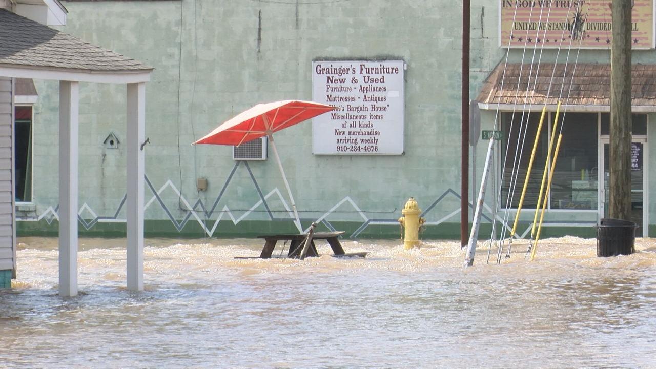 Businesses in Downtown Whiteville see flooded roads and shops  WWAYTV3