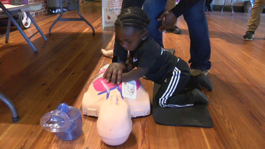 Several agencies partnered to show folks what health care resources are available in the area, (Photo: Emily Andrews/WWAY News).