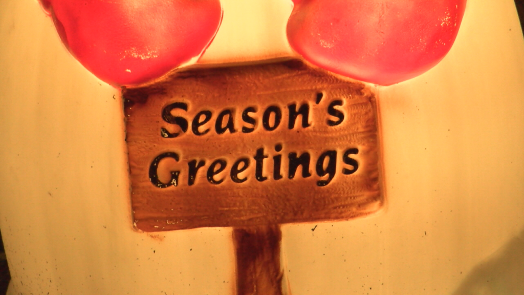 A sign greeting guests to Lake Linda's Christmas Lights in Hampstead.