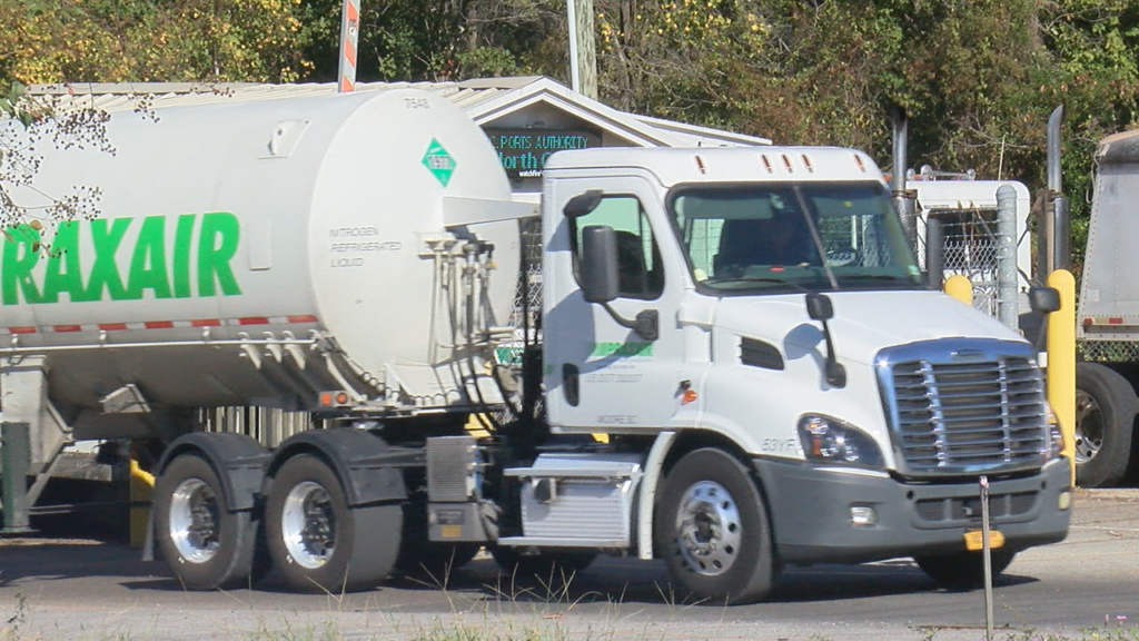 Several local leaders joined public health officials on Wednesday, calling for stronger clean truck standards to reduce emissions, (Photo: Emily Andrews/WWAY News).