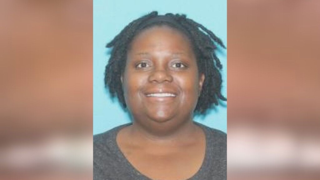 Woman arrested for alleged food stamp fraud WWAYTV3