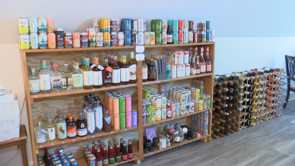 Lots of people making a toast to taking on the challenge of dry January, (Photo: Emily Andrews/WWAY News).