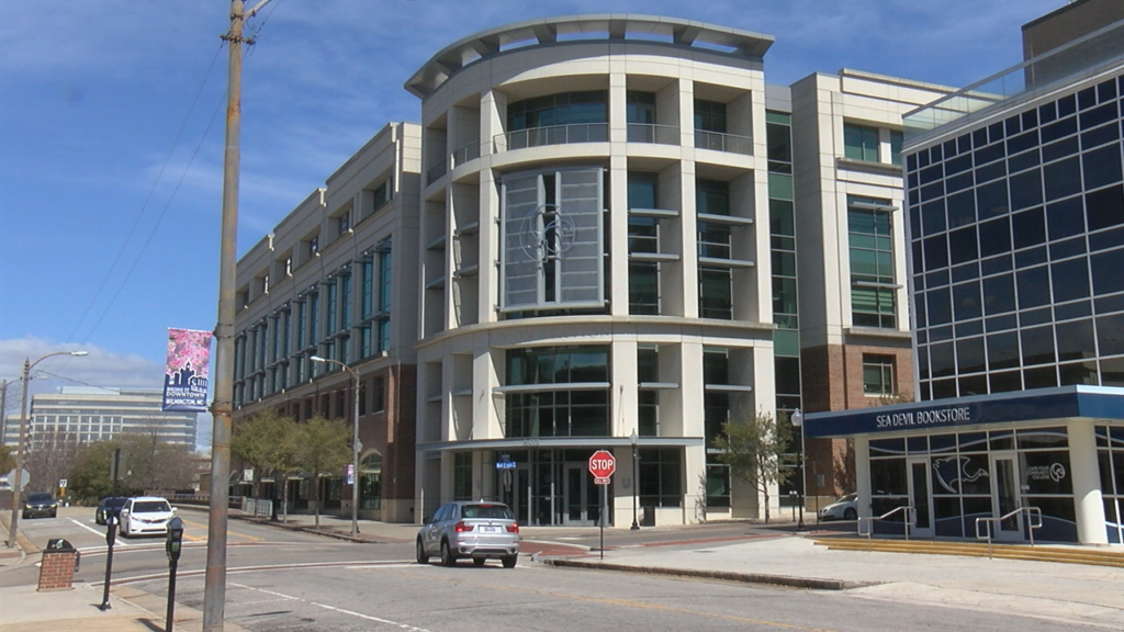 A lawsuit filed against Cape Fear Community college has been dismissed. (Photo:Nate Mauldin/WWAY)