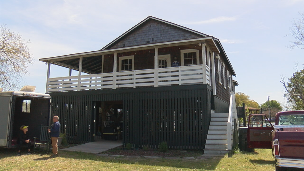 After the Wrightsville Beach Museum was evicted from the 100-year-old Ewing-Bordeaux Cottage last month, it seemed the museum would be unable to return to the structure, but that may soon change. (Photo:Nate Mauldin/WWAY)