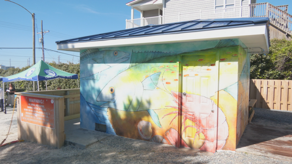 Second mural in Surf City