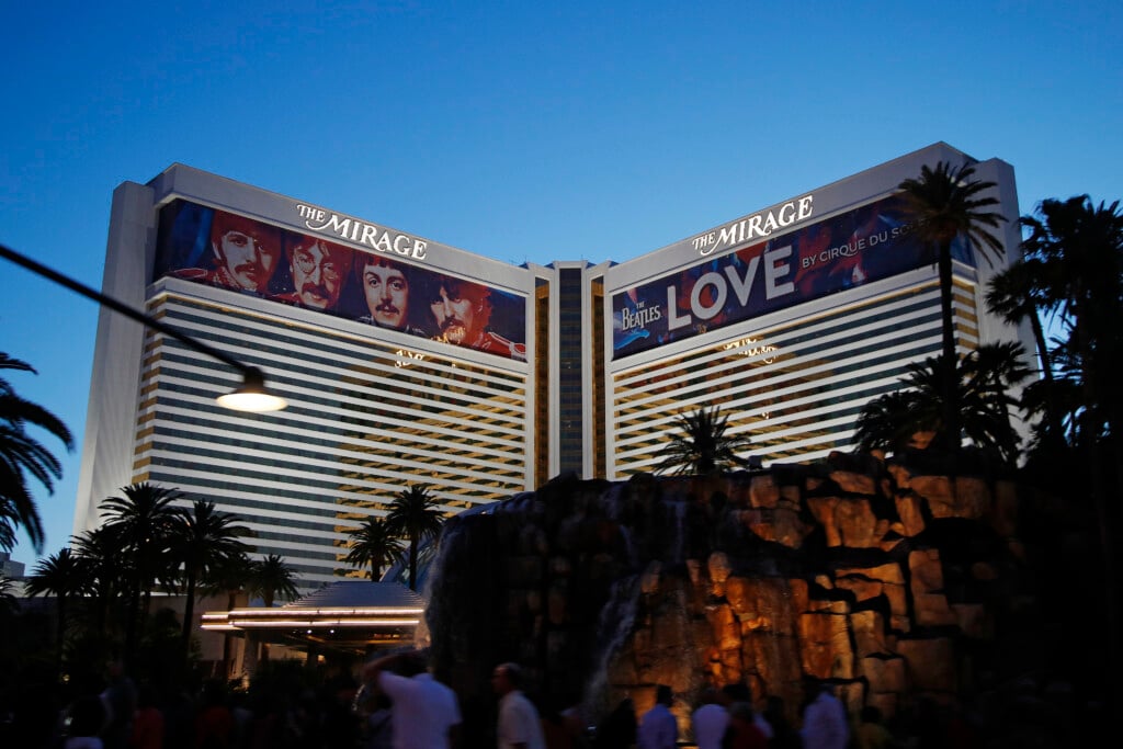Mirage Resort Closure Hard Rock