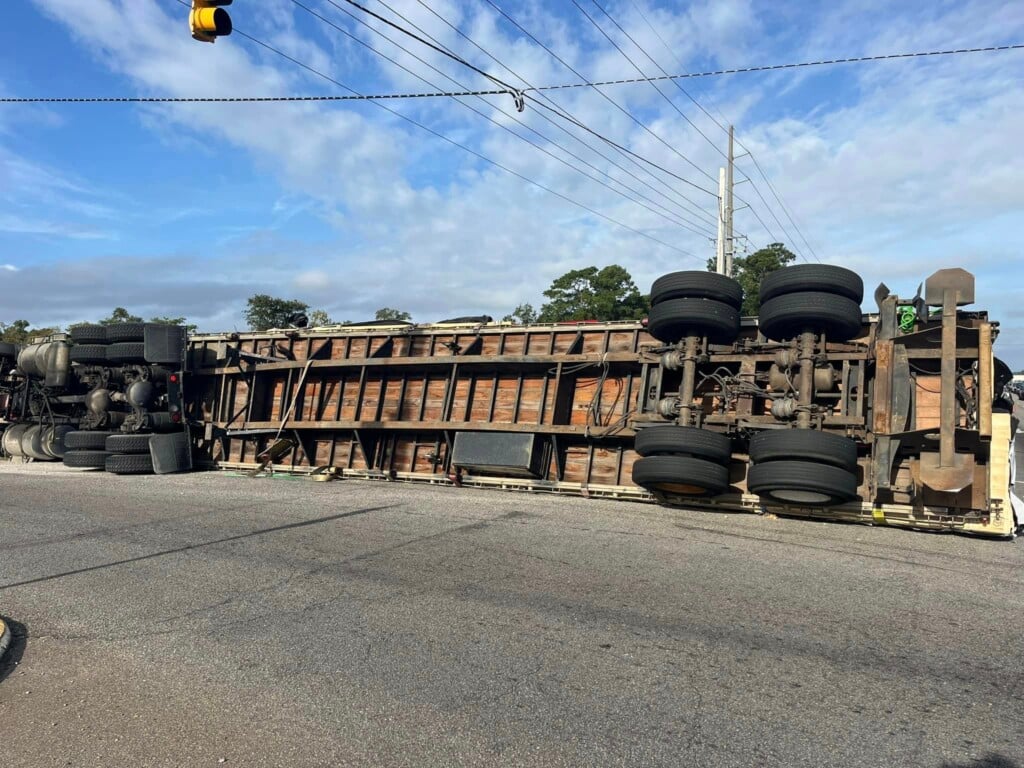 Shallotte Tractor Trailer