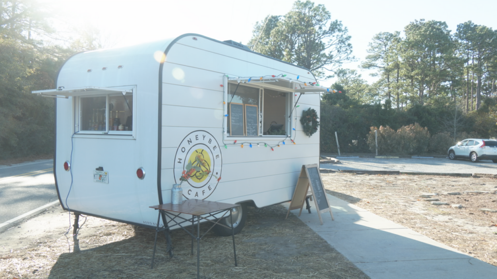 The Honeybee Cafe truck in Wilmington. (Photo: Nate Mauldin/WWAY)