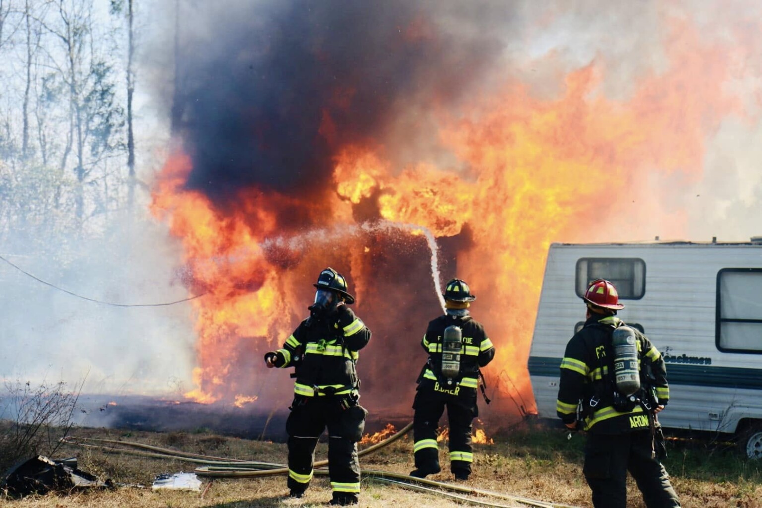 Crews respond to shed fire in Castle Hayne - WWAYTV3