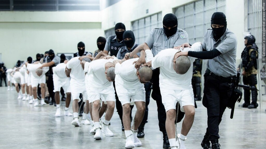 El Salvador Prison