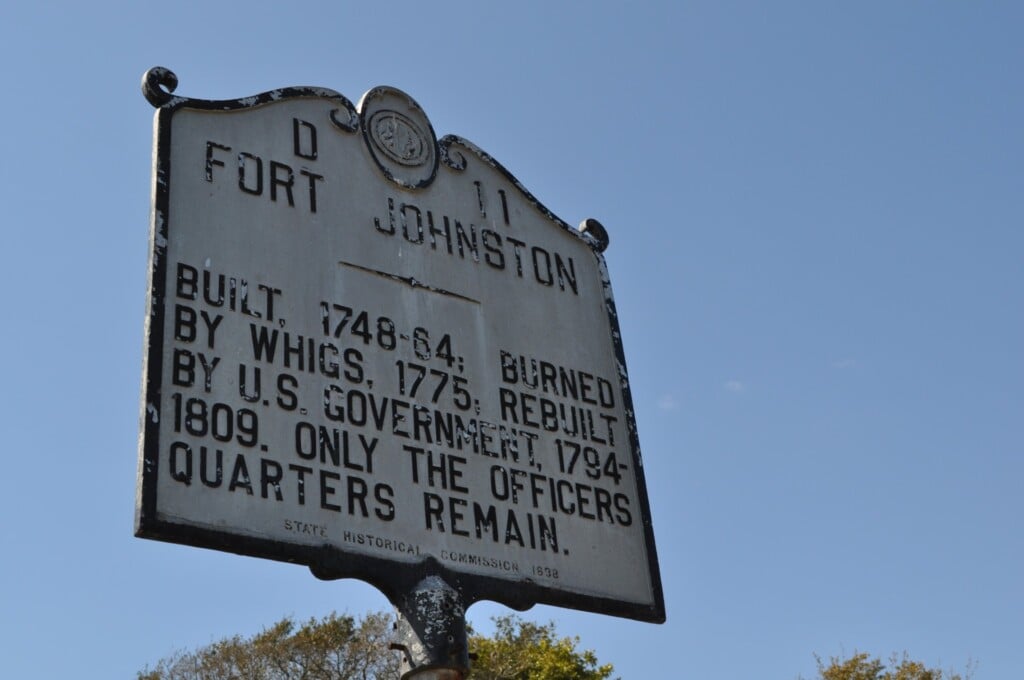 Thumbnail Fort Johnston Historic Marker