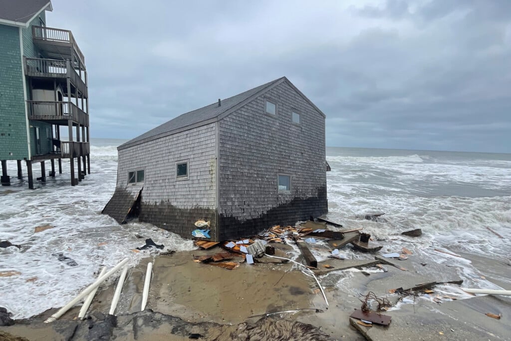 Beach House Collapse