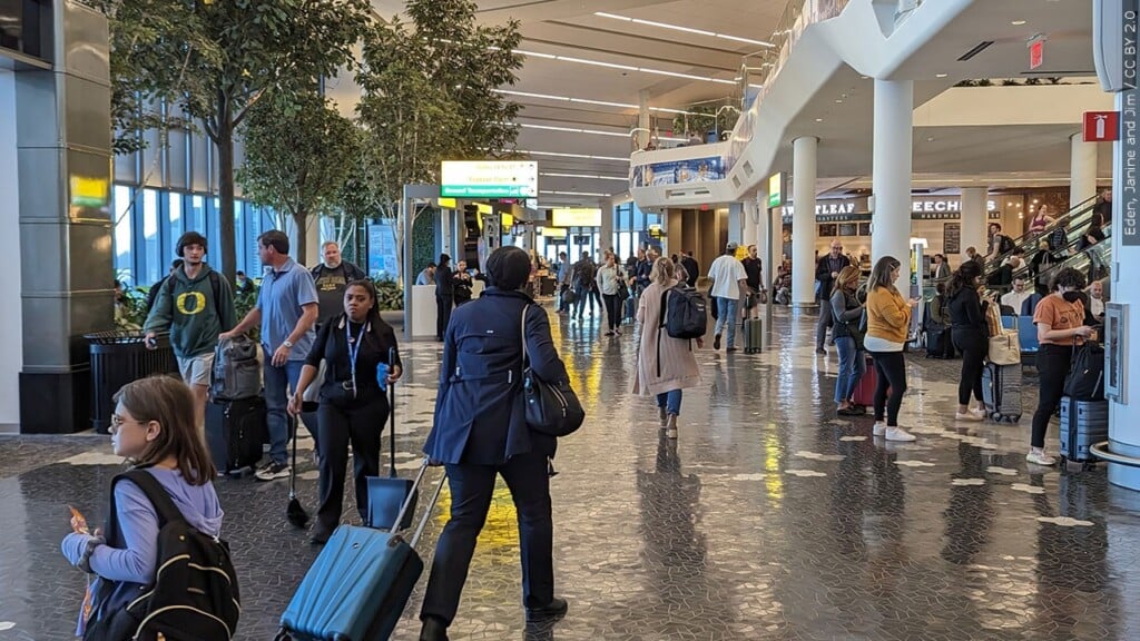 Mgn 1280x720 51110p00 Dhxln