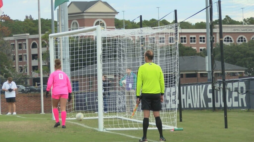 11 2 Elon At Uncw Wsoc