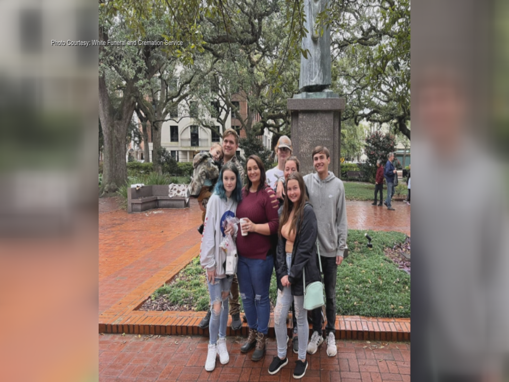 Photo of Seth Condrey with Family