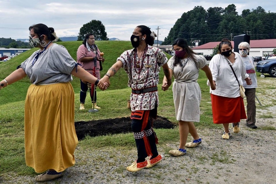 Eastern Band Of Cherokee Indians