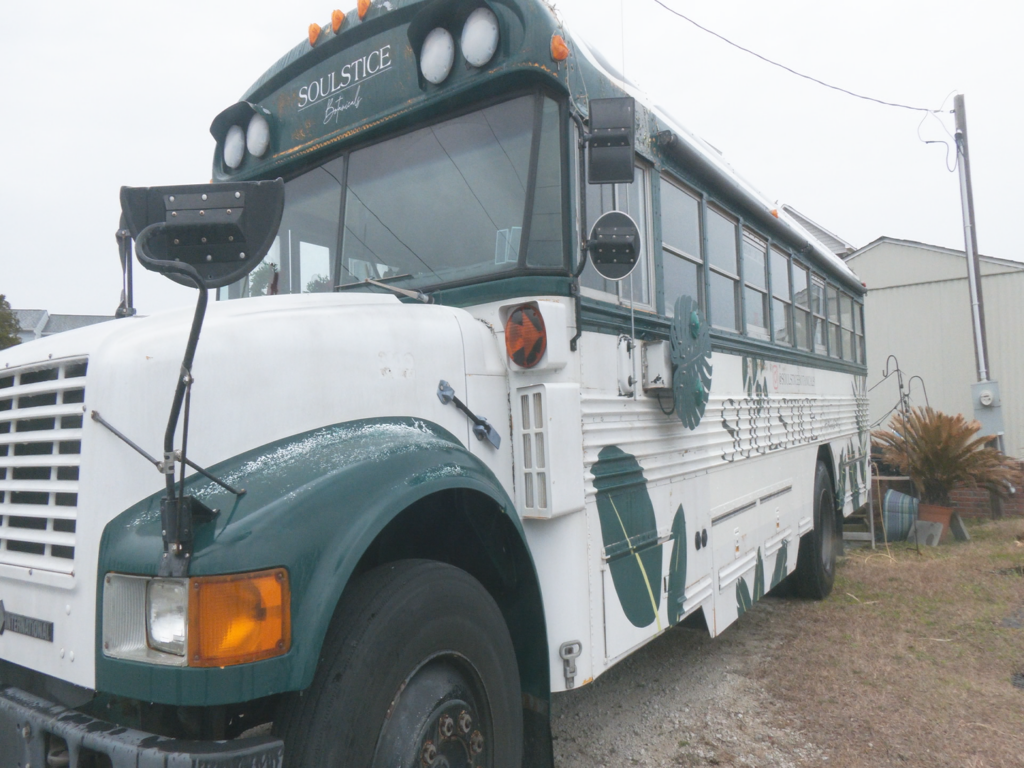 Soulstice Botanical, the mobile bus plant store